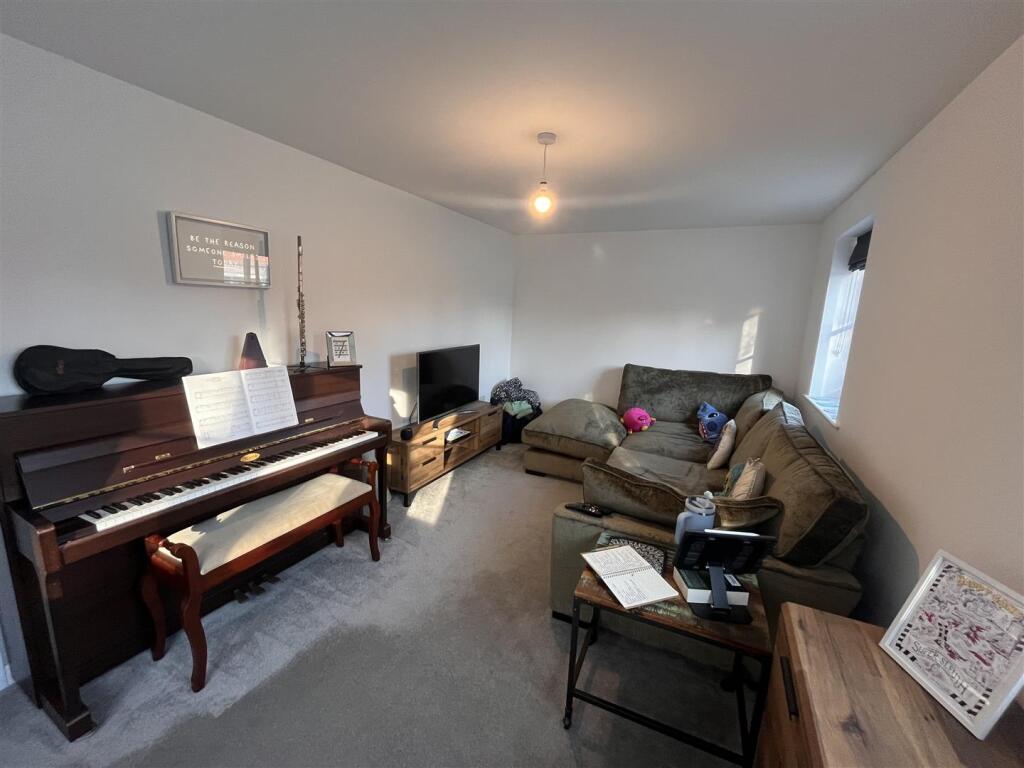 Additional image 5 of Kirtley Drive, Swadlincote