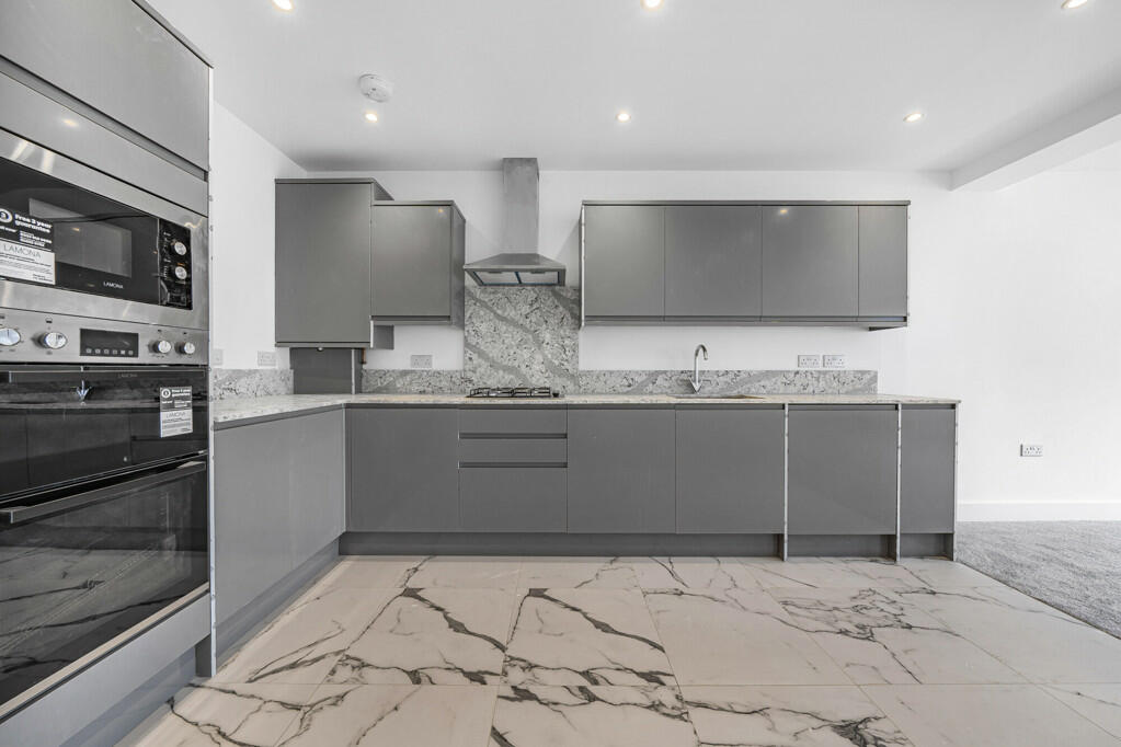 Additional image 8 of Cavendish Avenue, Erith