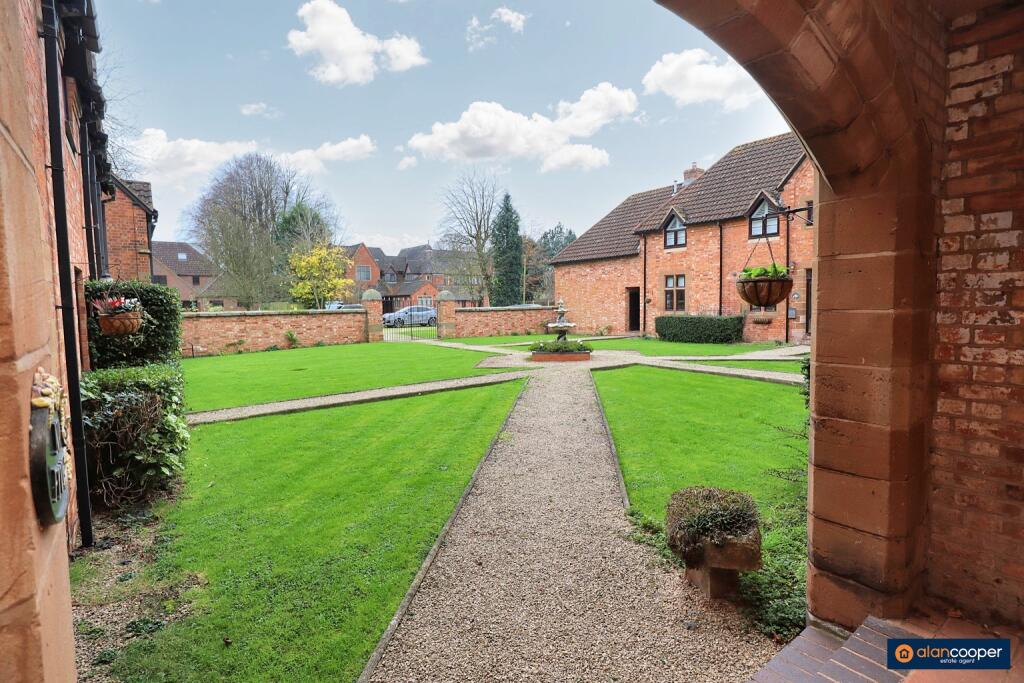 Additional image 2 of Weston Hall Stables, Mill Lane, Bulkington, CV12 9RU