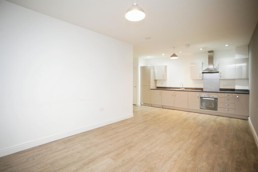 Additional image 14 of Woodside Park, Rugby