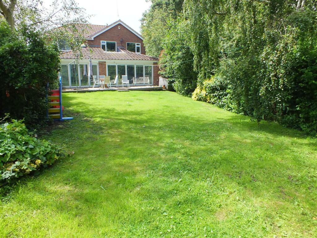 Additional image 3 of Cornwallis Avenue, Folkestone