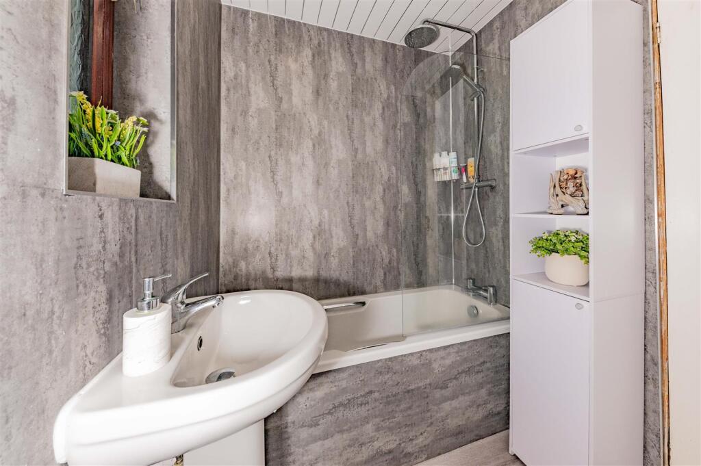 Additional image 9 of Balerno Street, Dundee