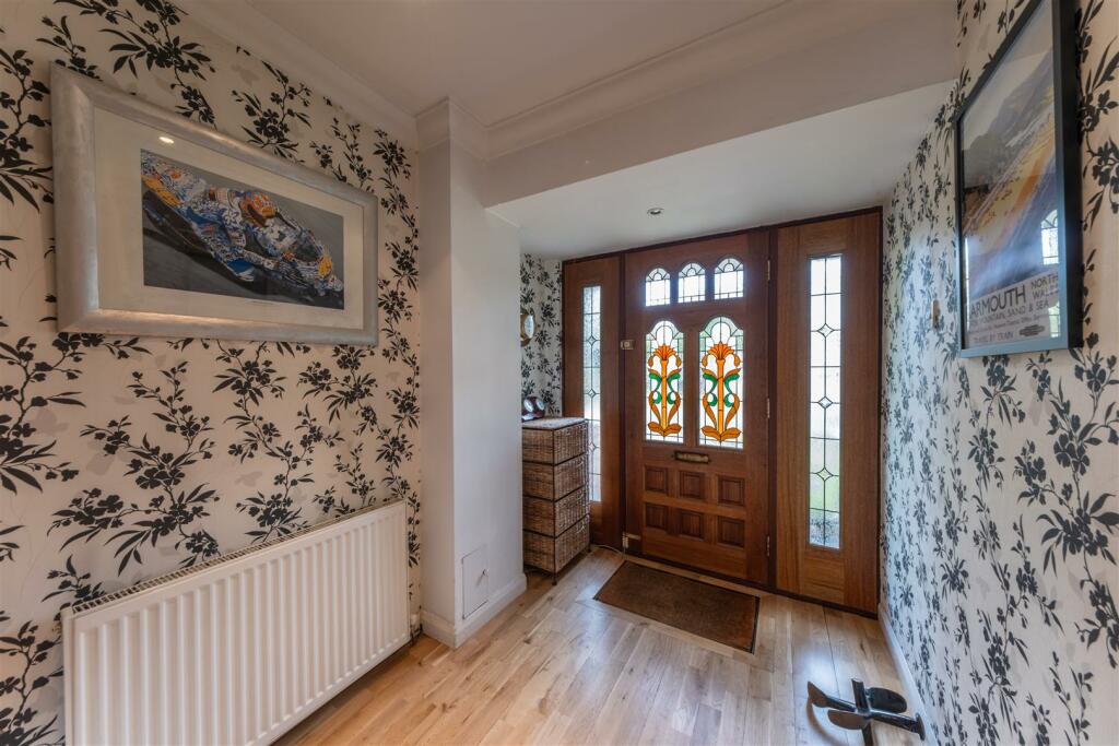 Additional image 17 of Meadow Close, Cuddington, Cheshire