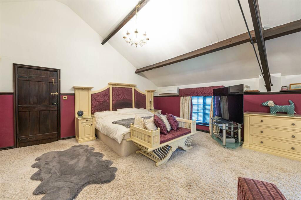 Additional image 16 of Oak Bank Barn, Heatley Lane, Broomhall, Nantwich