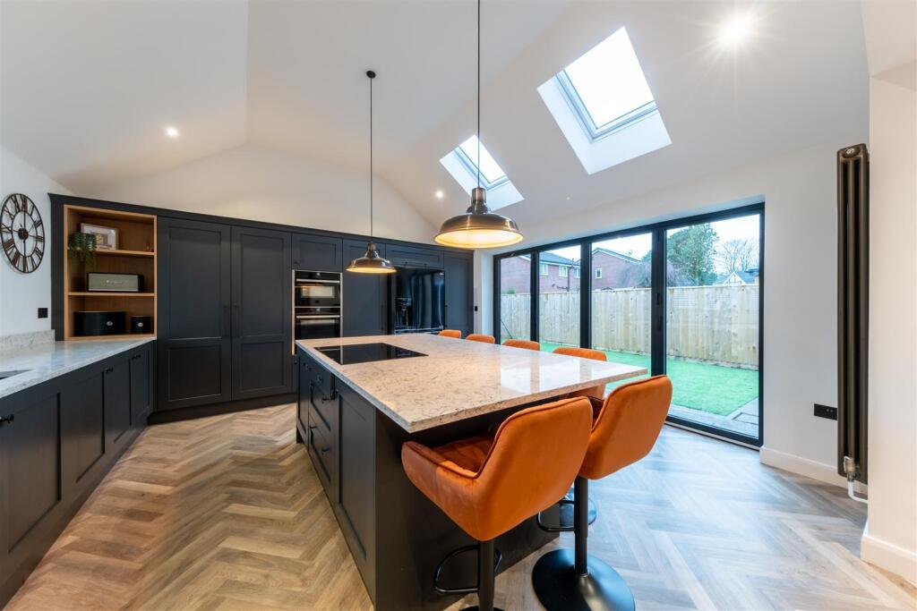 Additional image 2 of Elizabethan Way, Rudheath, Northwich