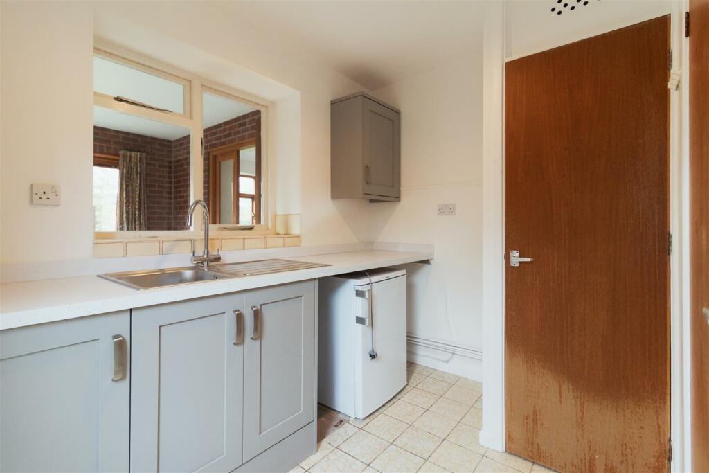 Additional image 7 of Glebelands, Vicarage Lane, Priors Marston