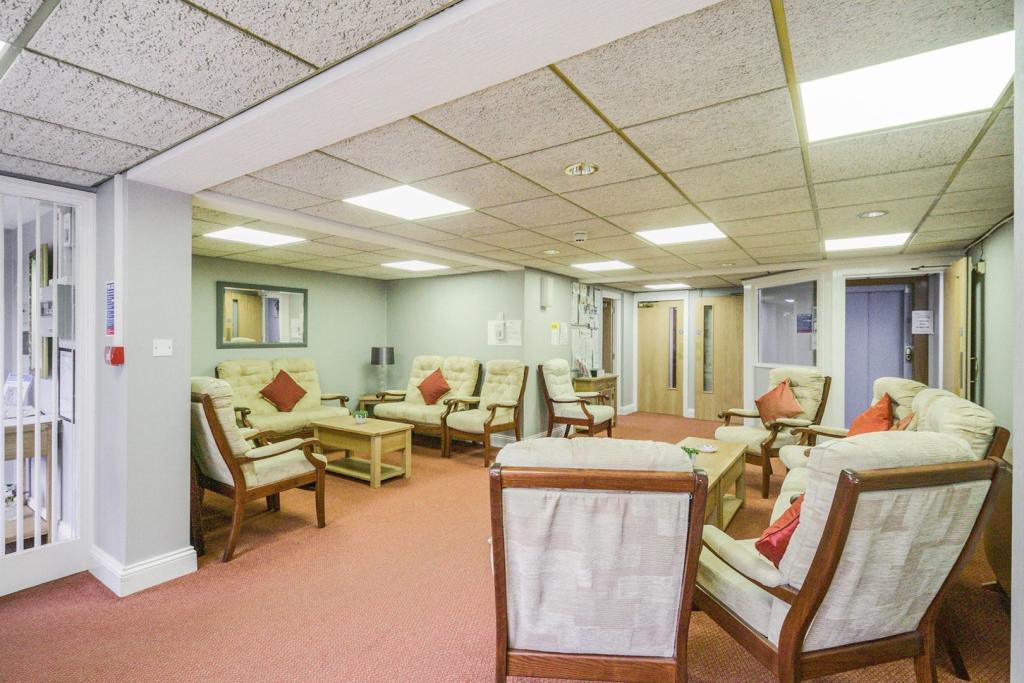 Additional image 14 of 22 Crook Log, Bexleyheath, DA6