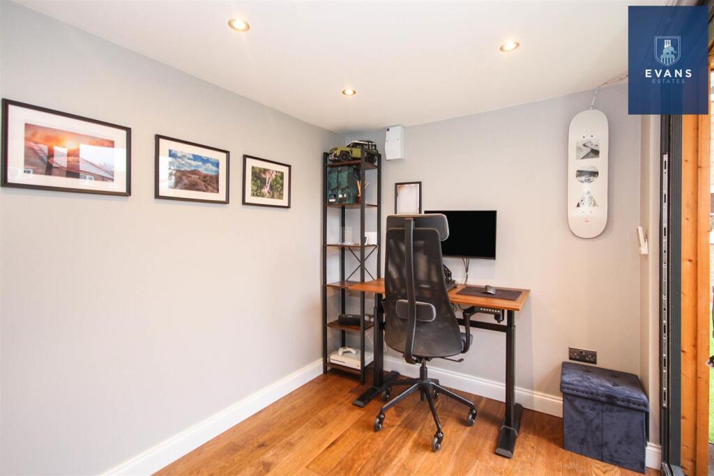 Additional image 16 of Oakwood Avenue, Willenhall, Coventry