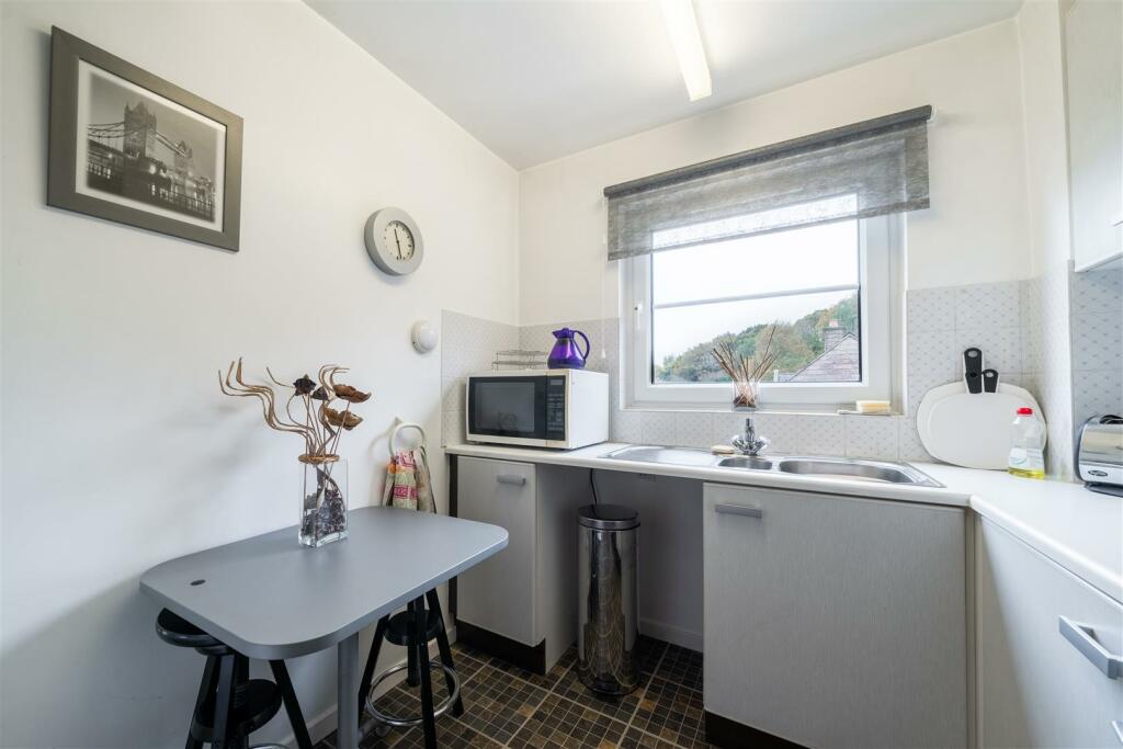 Additional image 8 of 10 Bank Gardens, Matlock, DE4 3WA