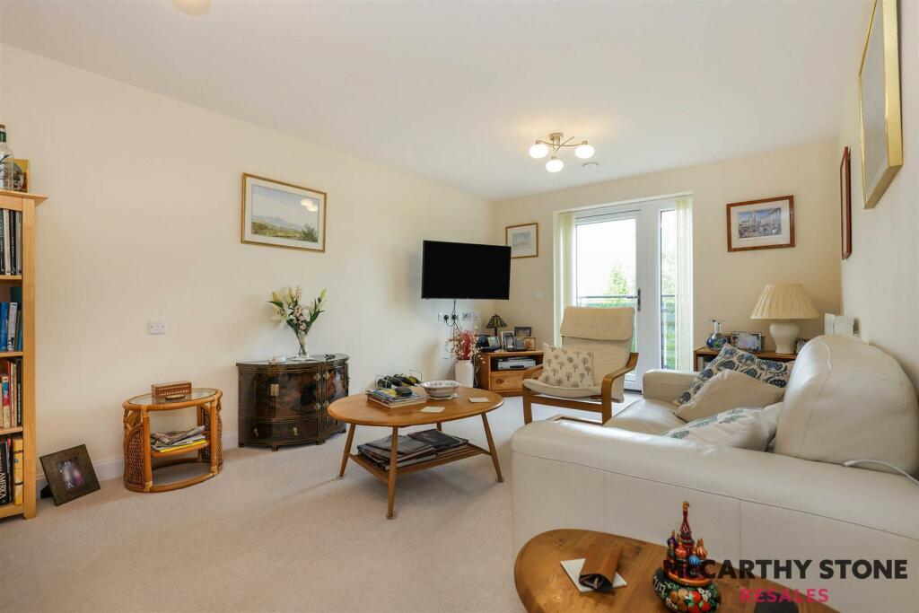 Additional image 32 of Harvard Place, Stratford-Upon-Avon, Warwickshire CV37 8GA