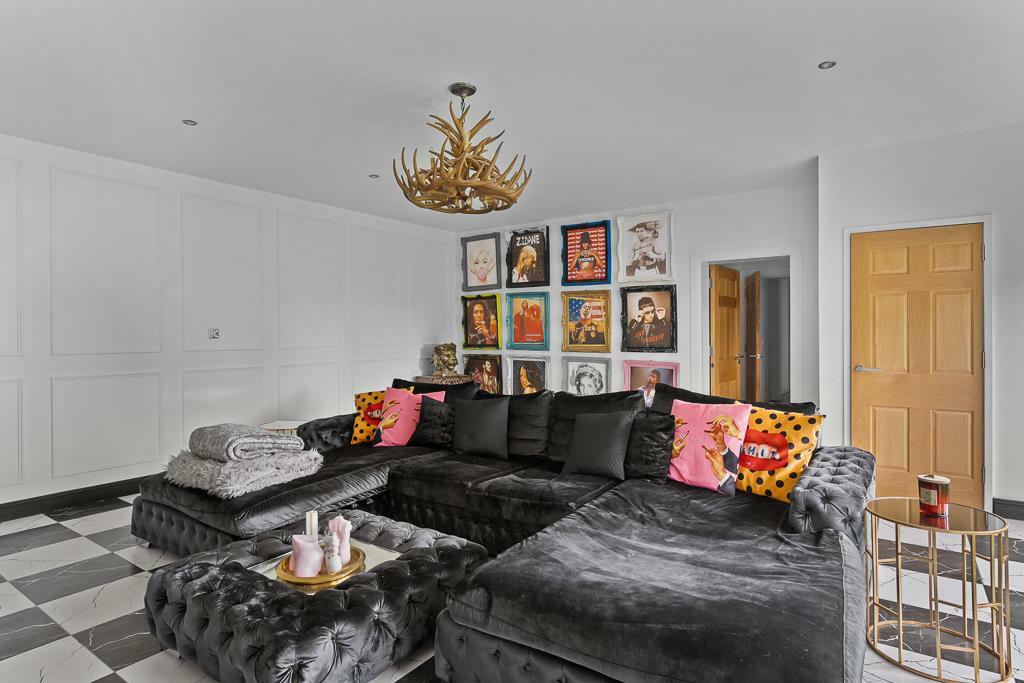 Additional image 29 of Hampstead Drive, Wychwood Park, Weston