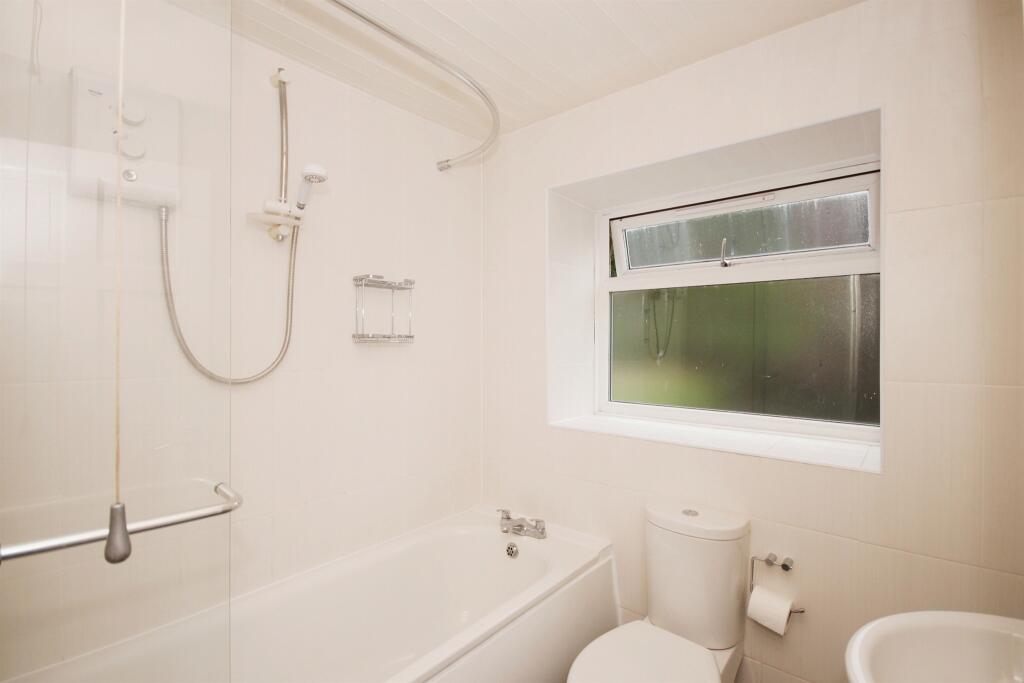 Additional image 7 of Masters Road, Leamington Spa