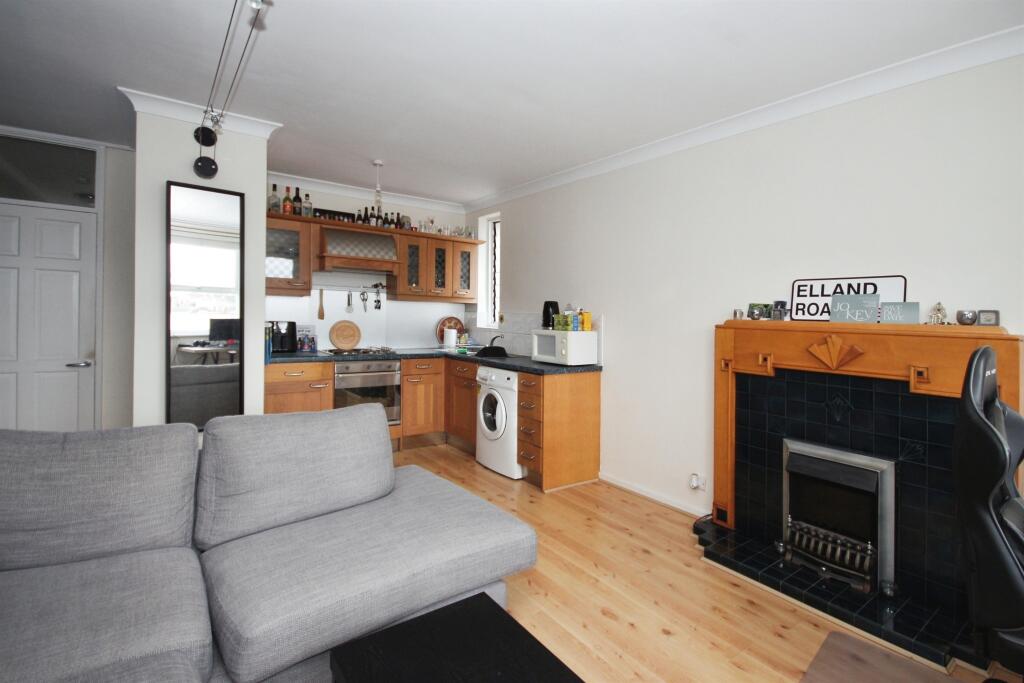 Additional image 8 of Beauchamp Avenue, Leamington Spa