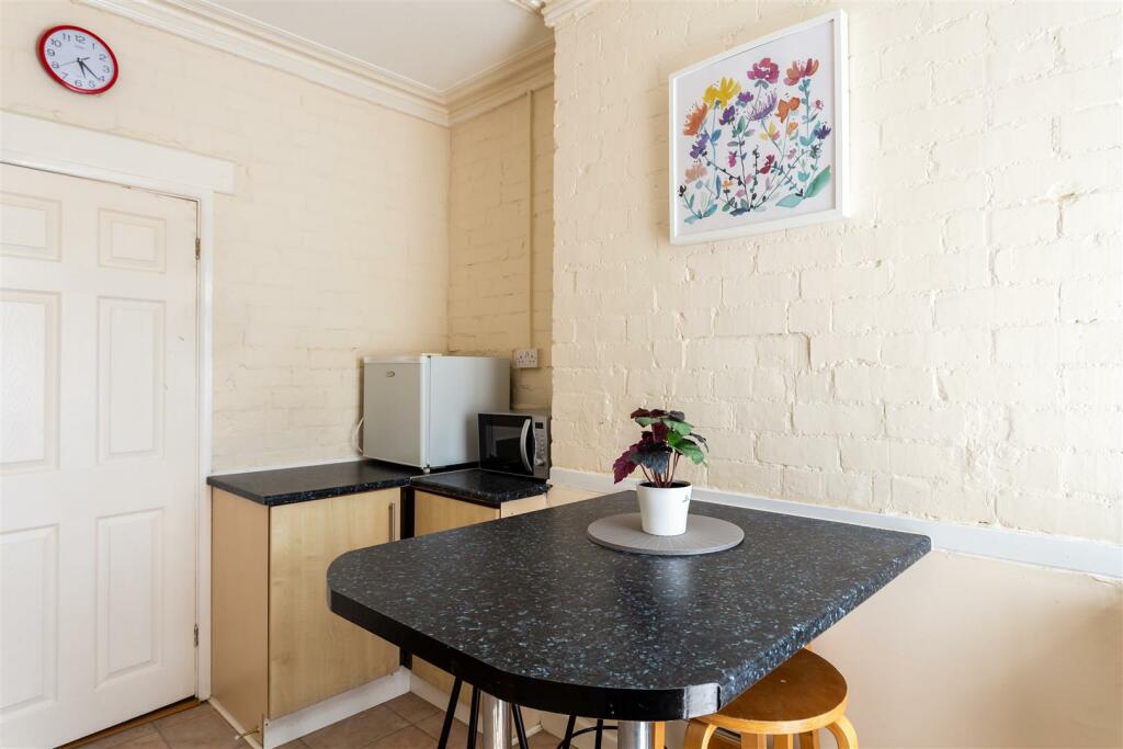 Additional image 21 of Albany Road, Earlsdon, Coventry