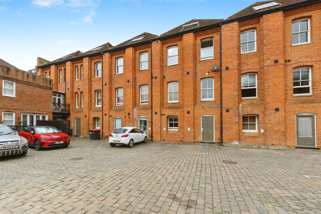 Additional image 15 of The Merchant Store, Station Road West, Canterbury, CT2