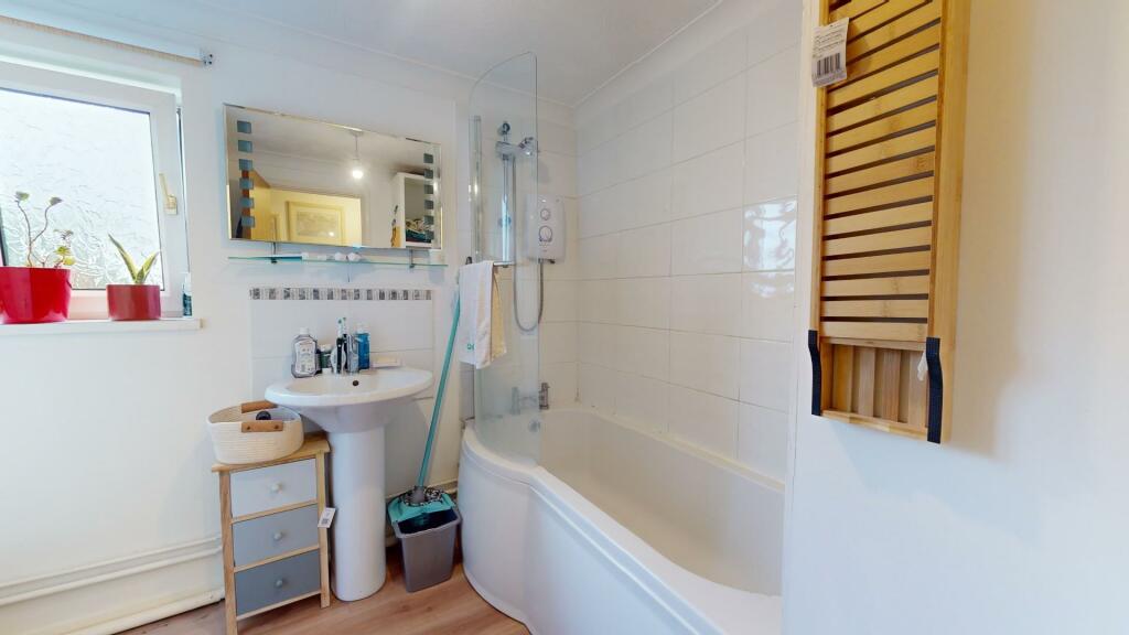 Additional image 7 of Wycliffe House, Old Road East, Gravesend, DA12