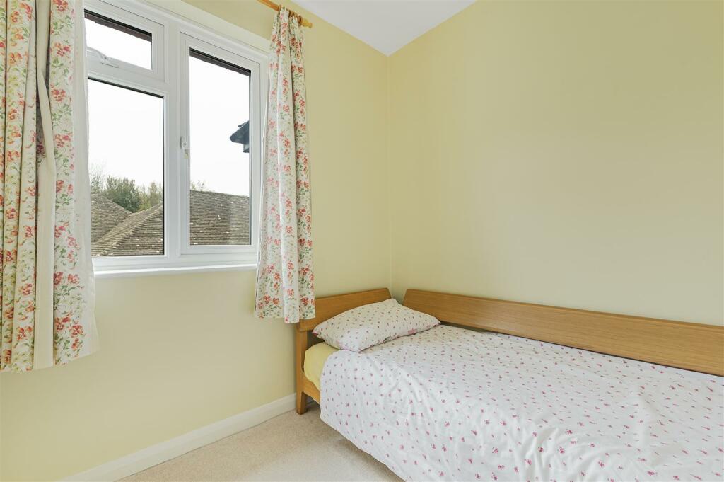 Additional image 17 of Melliker Lane, Meopham,