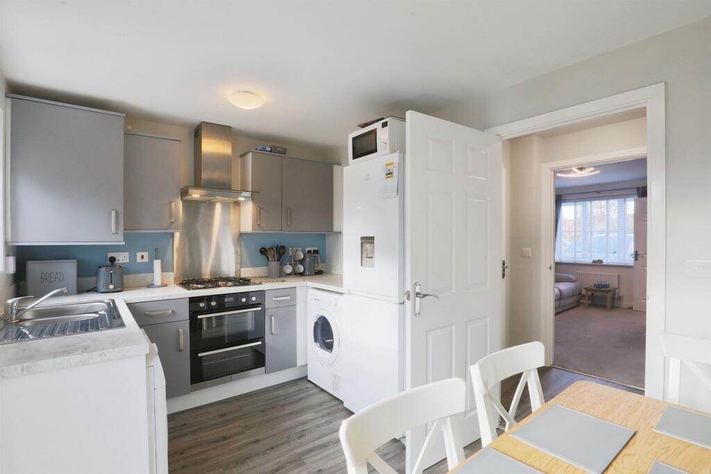 Additional image 14 of Barclay Close, Wellesbourne, Warwick