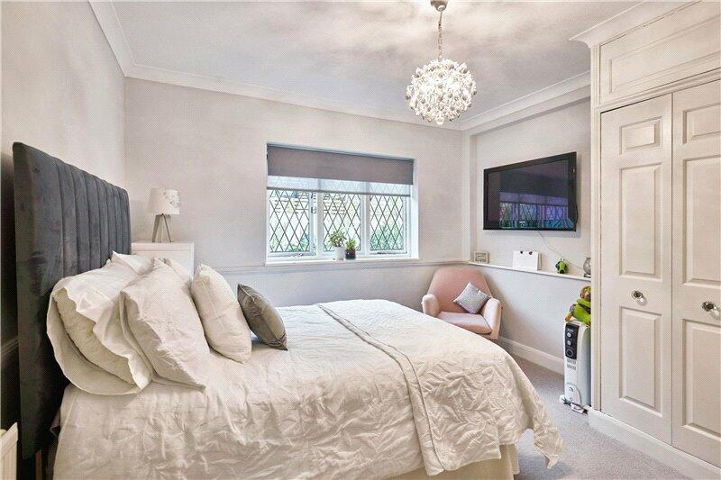 Additional image 24 of Selwyn Crescent, Welling, DA16