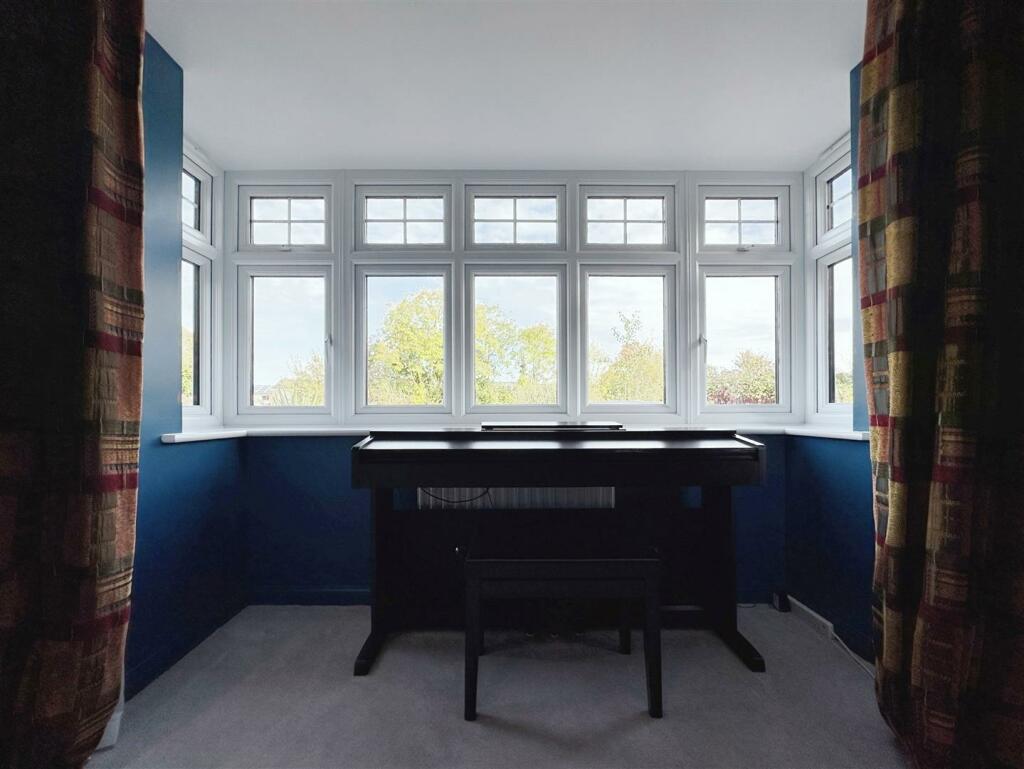 Additional image 24 of Poplar Way, Whitnash, Leamington Spa