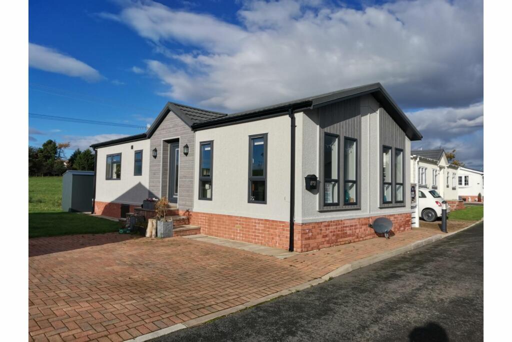 Kirkgunzeon, Dumfries, DG2