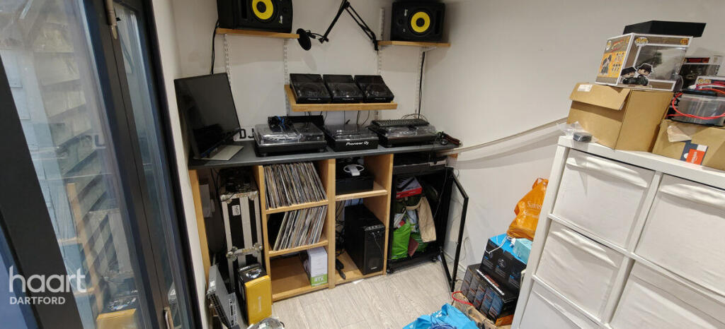 Additional image 17 of Samson Close, Dartford