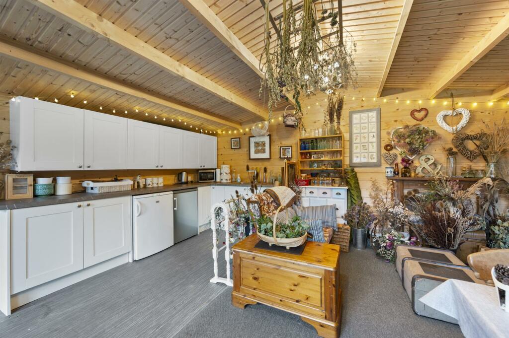 Additional image 32 of Allen Lane, Tansley