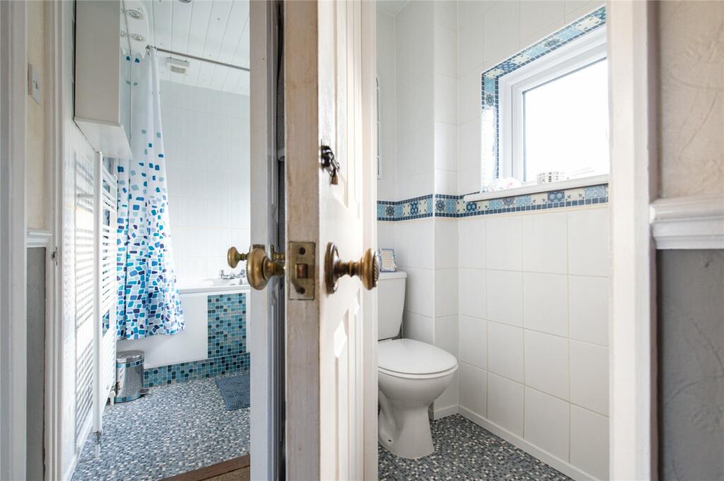 Additional image 12 of Medhurst Crescent, Gravesend, Kent, DA12