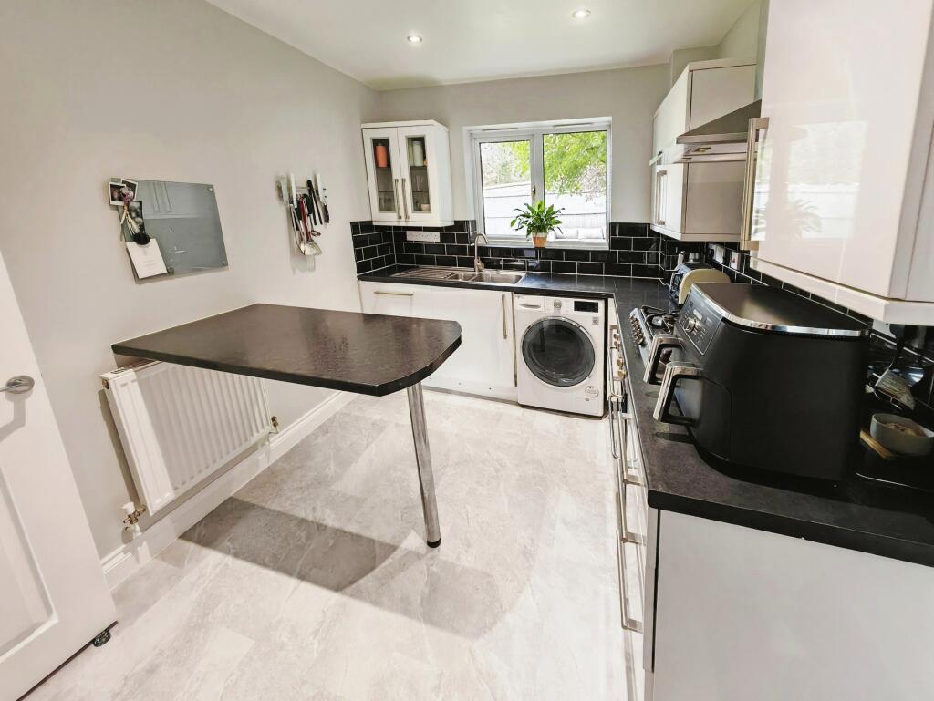 Additional image 13 of Barnato Close, Crewe, CW1