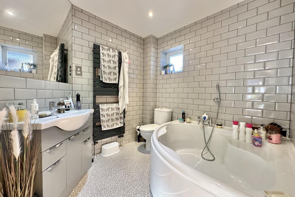 Additional image 14 of Naildown Close, Hythe, Kent