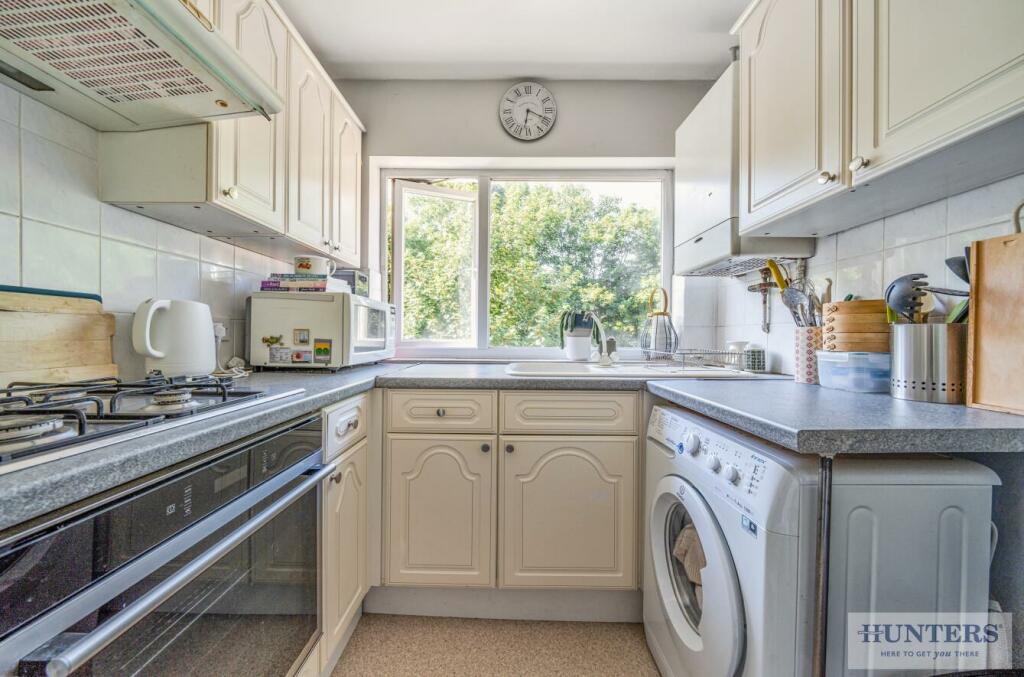 Eversley Avenue, Bexleyheath photo 4