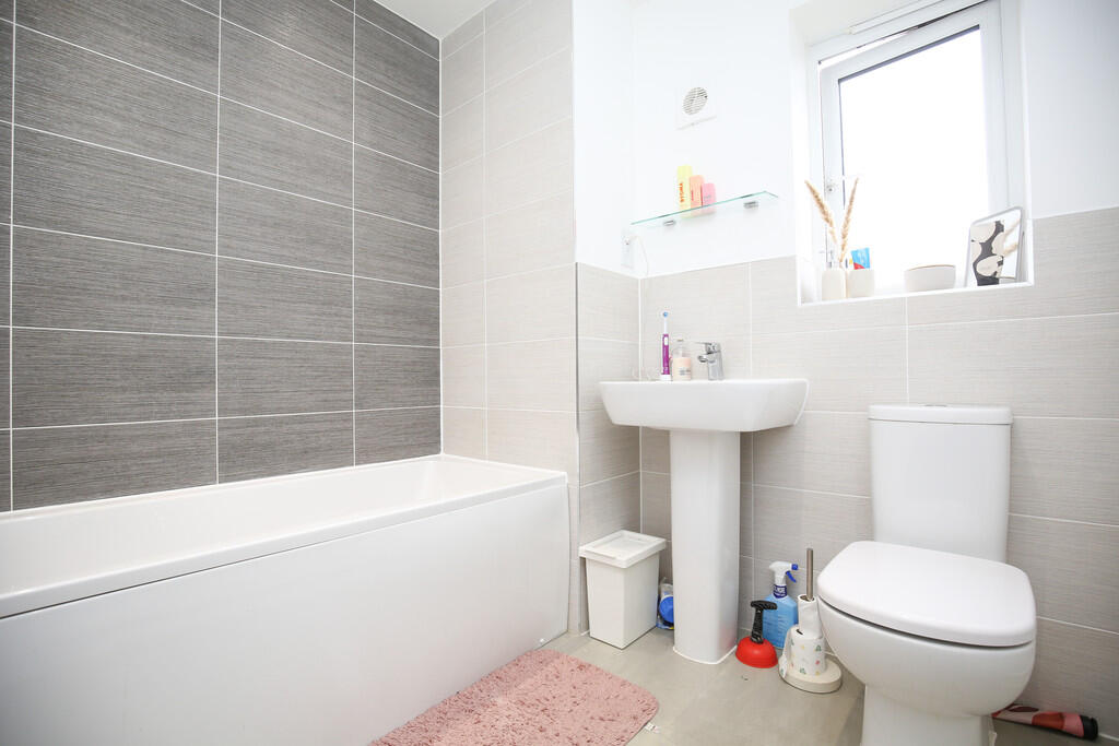 Additional image 13 of Rocheford Way, Grendon