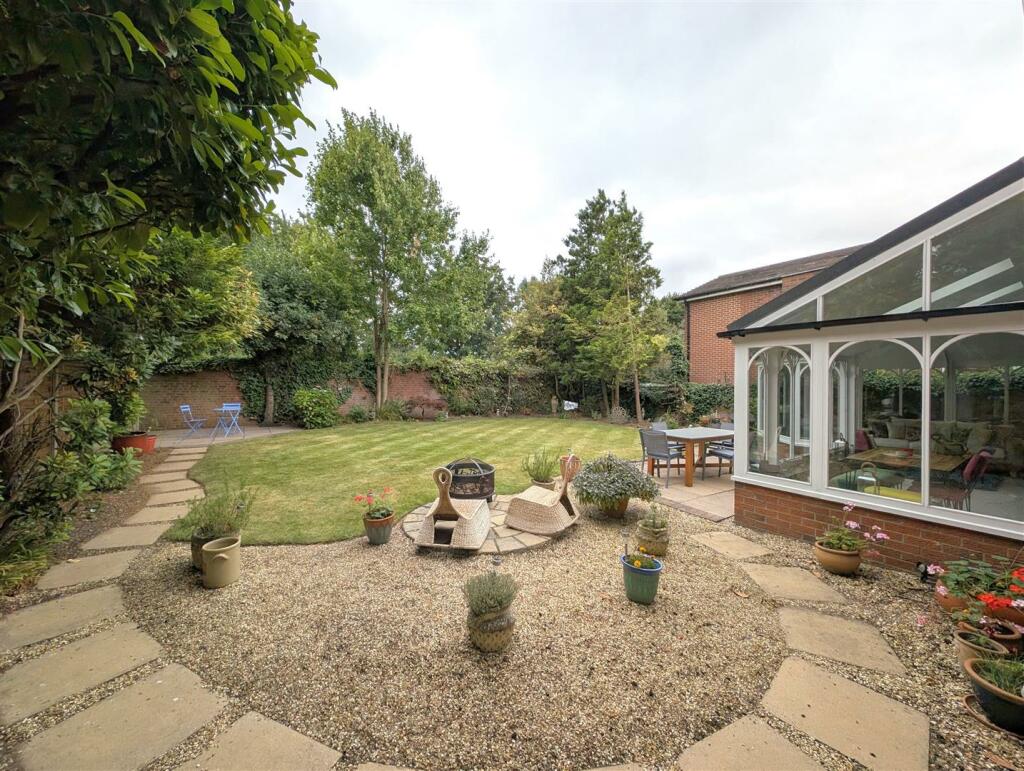 Additional image 33 of Radbroke Close, Sandbach