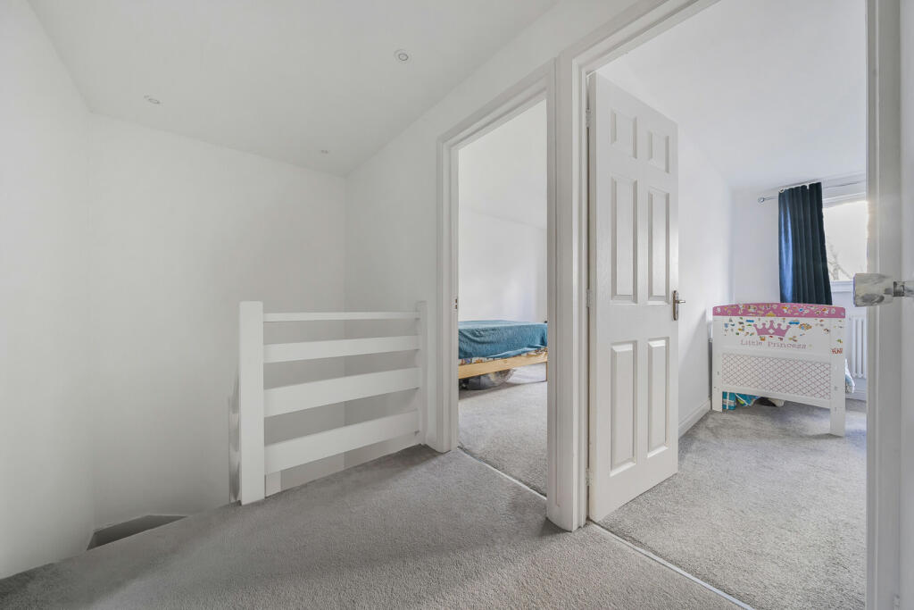 Additional image 13 of Holmesdale Hill, South Darenth, Dartford