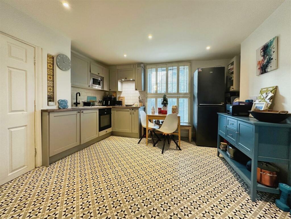 Additional image 24 of Binswood Street, Leamington Spa