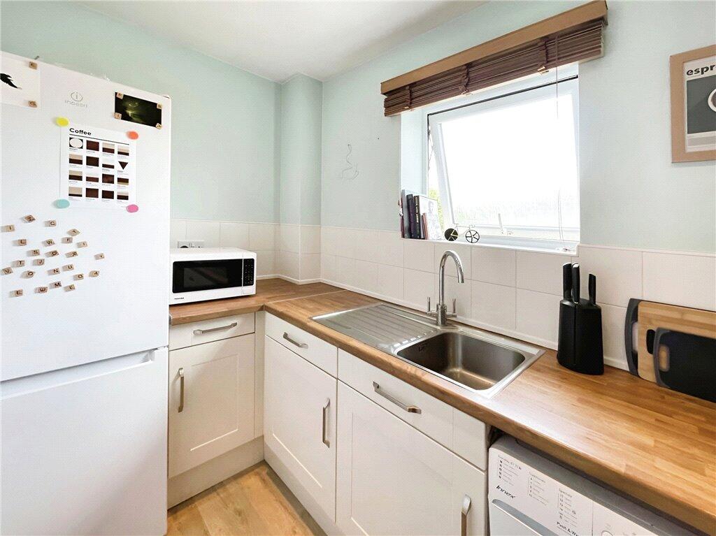 Additional image 8 of Harbourne Close, Kenilworth, Warwickshire