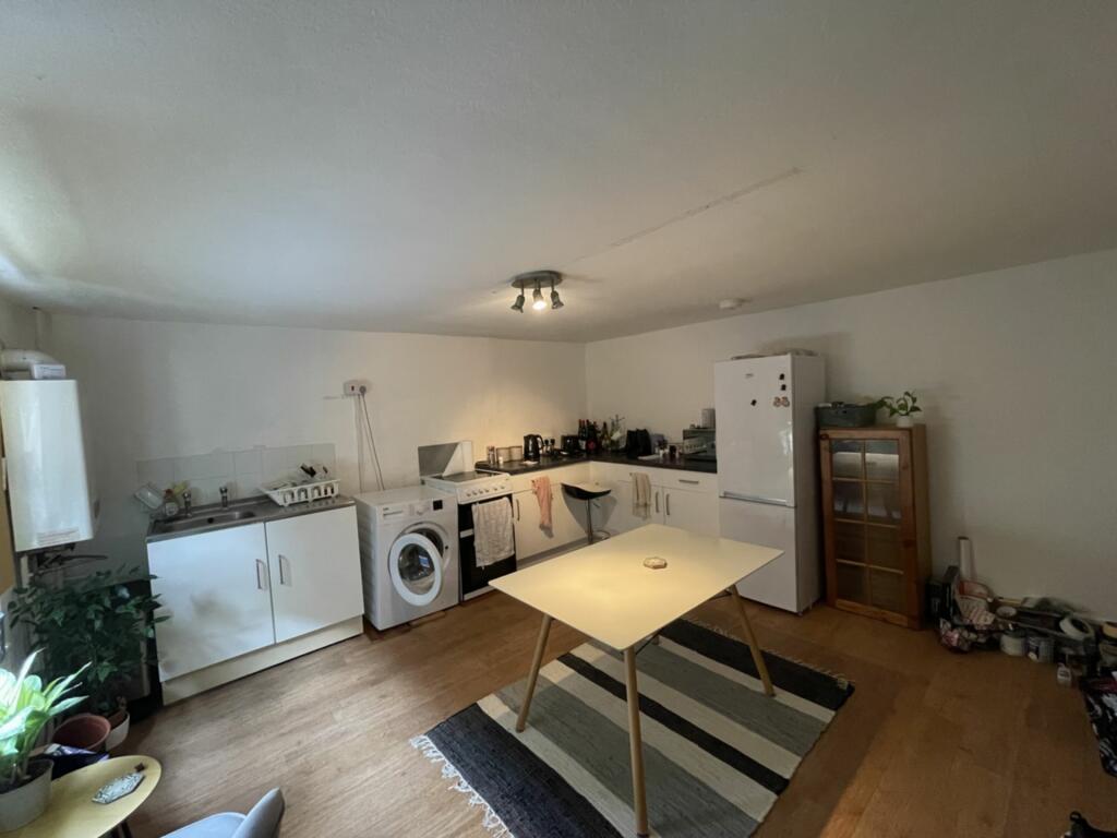 Additional image 11 of High Street, Hythe, CT21