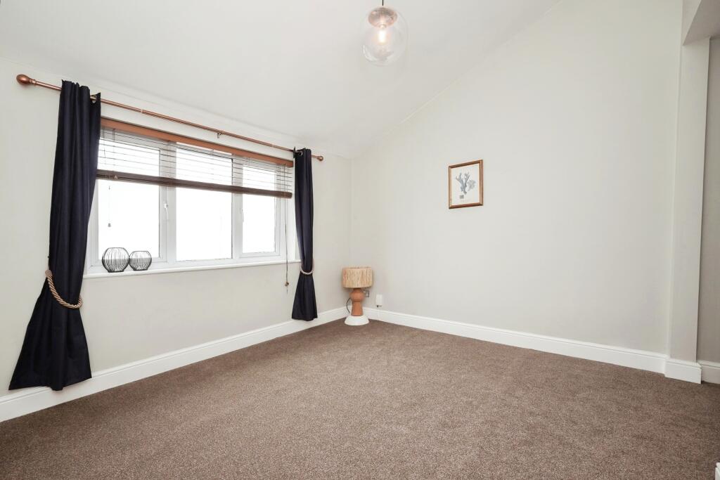 Additional image 9 of Sandgate Esplanade, Folkestone, CT20