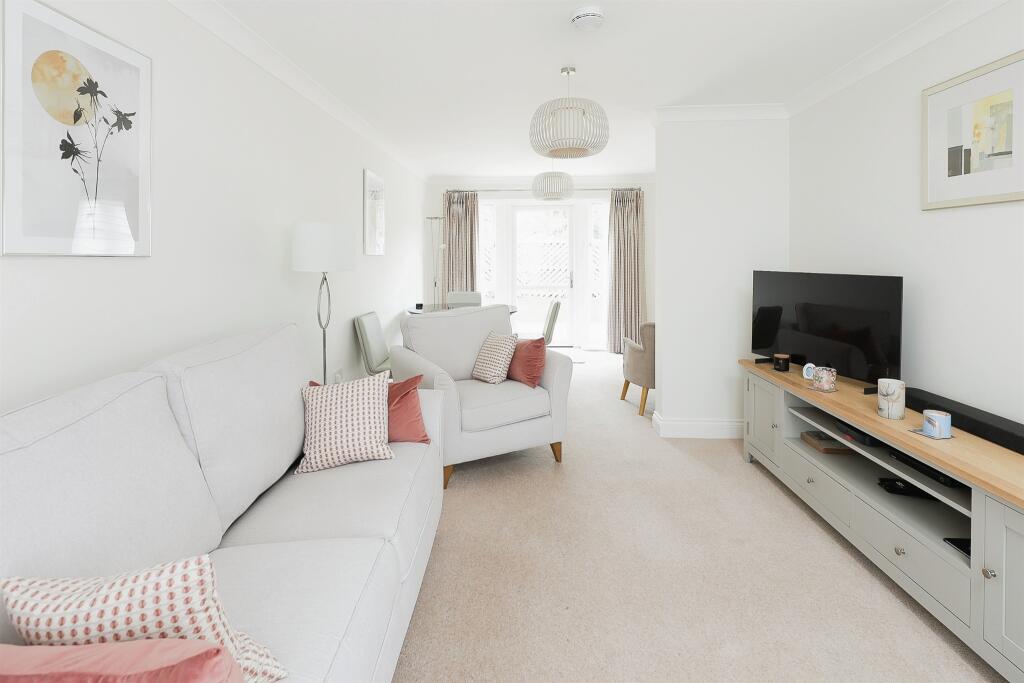 Additional image 8 of Albany Lane, Balsall Common, Coventry