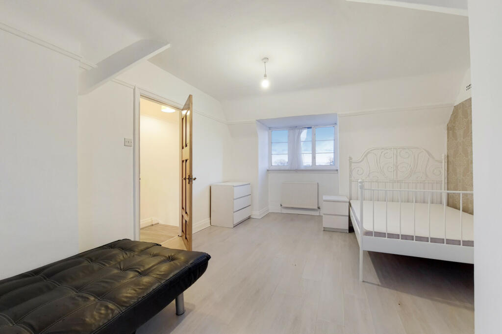 Additional image 9 of Bellegrove Road, Welling, Kent, DA16