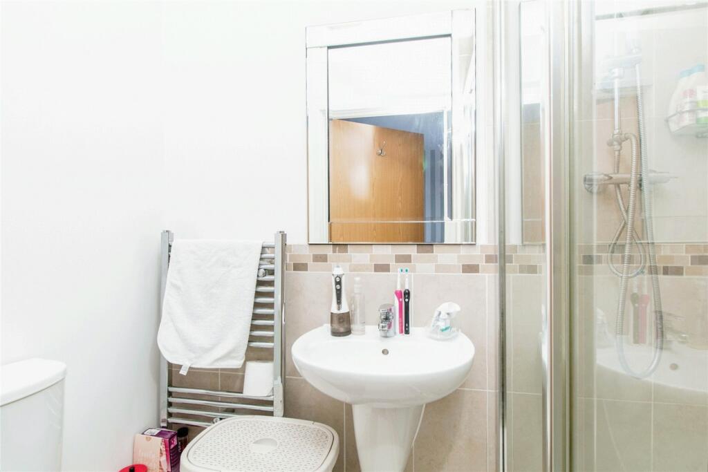 Additional image 11 of Southfields Green, GRAVESEND, Kent, DA11