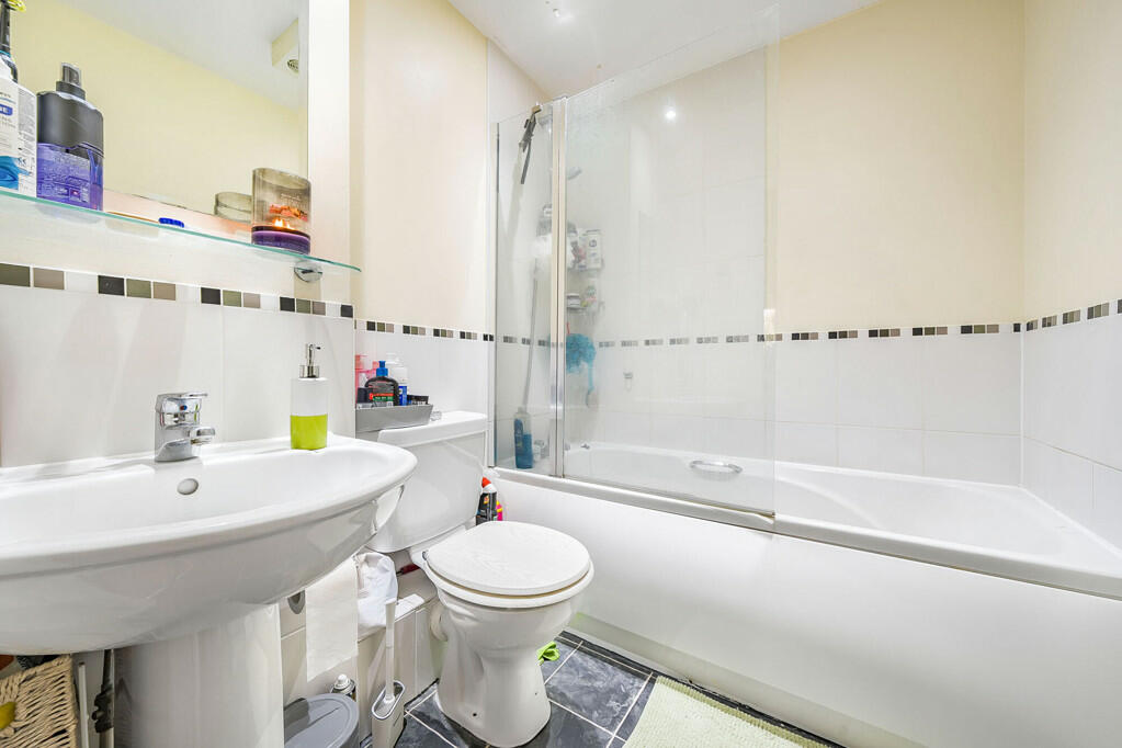 Additional image 6 of Black Eagle Drive, Northfleet, Gravesend