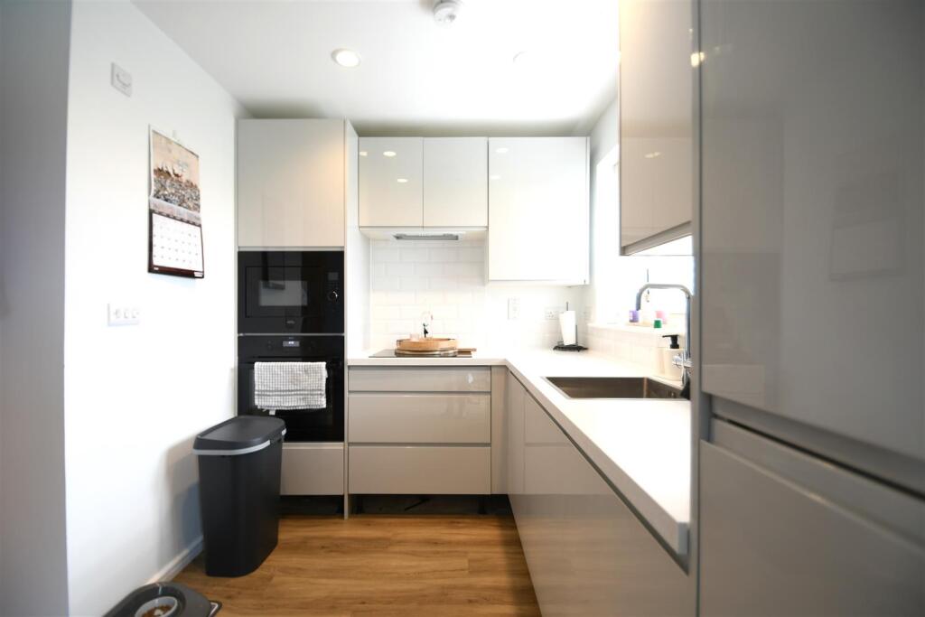 Additional image 12 of Talehangers Close, Bexleyheath