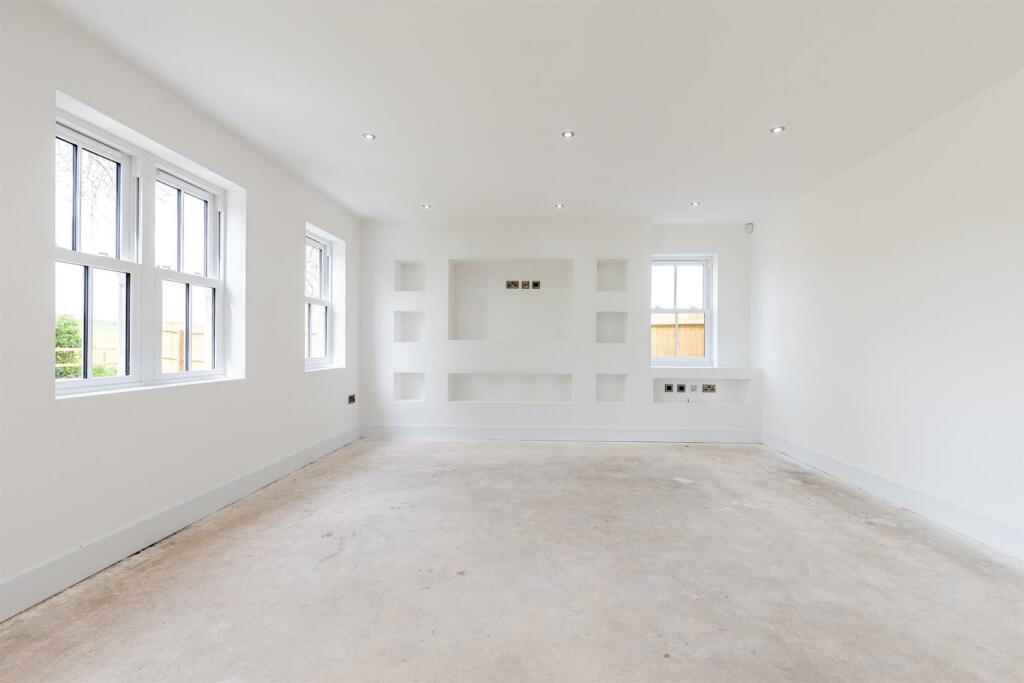 Additional image 9 of OPEN DAY: SATURDAY 15 FEBRUARY BETWEEN 10AM - 1PM. 3 The Mayfair, Audlem Road, Woore