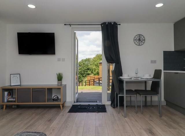 Additional image 37 of Castle Road, Hartshill, Nuneaton, CV10 0SG