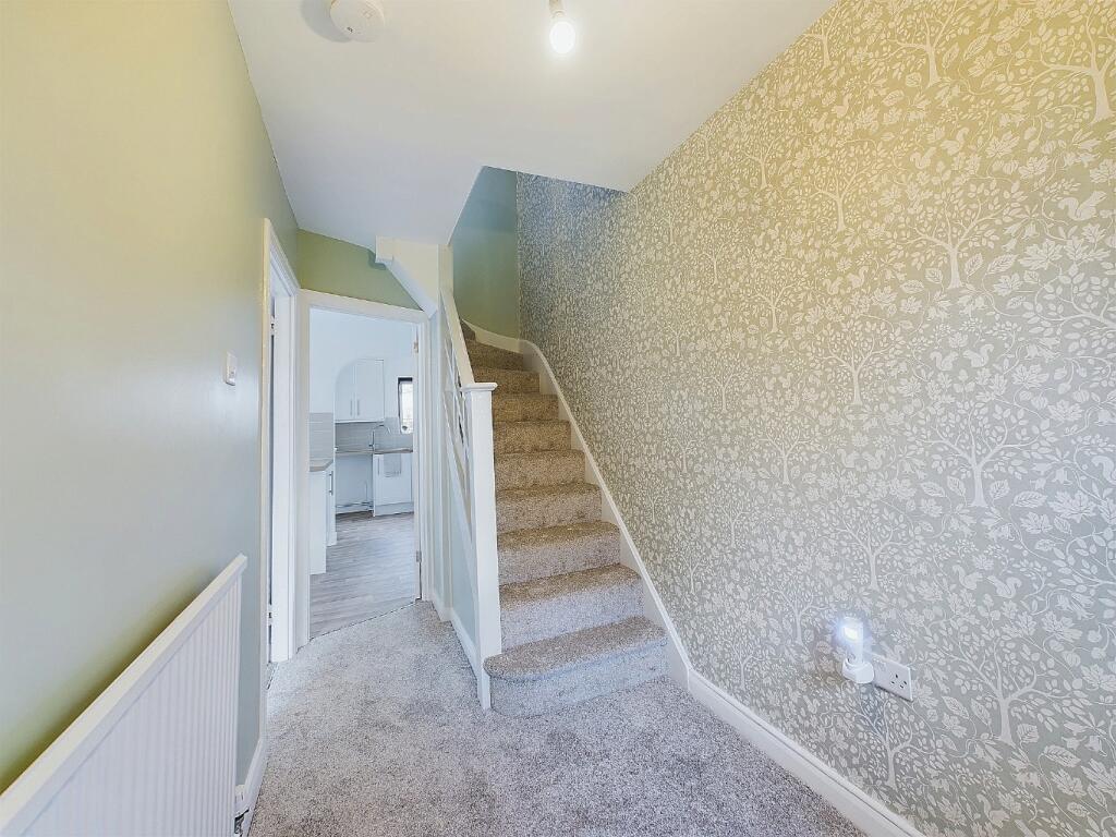 Additional image 13 of Berwick Crescent, Sidcup, Kent, DA15