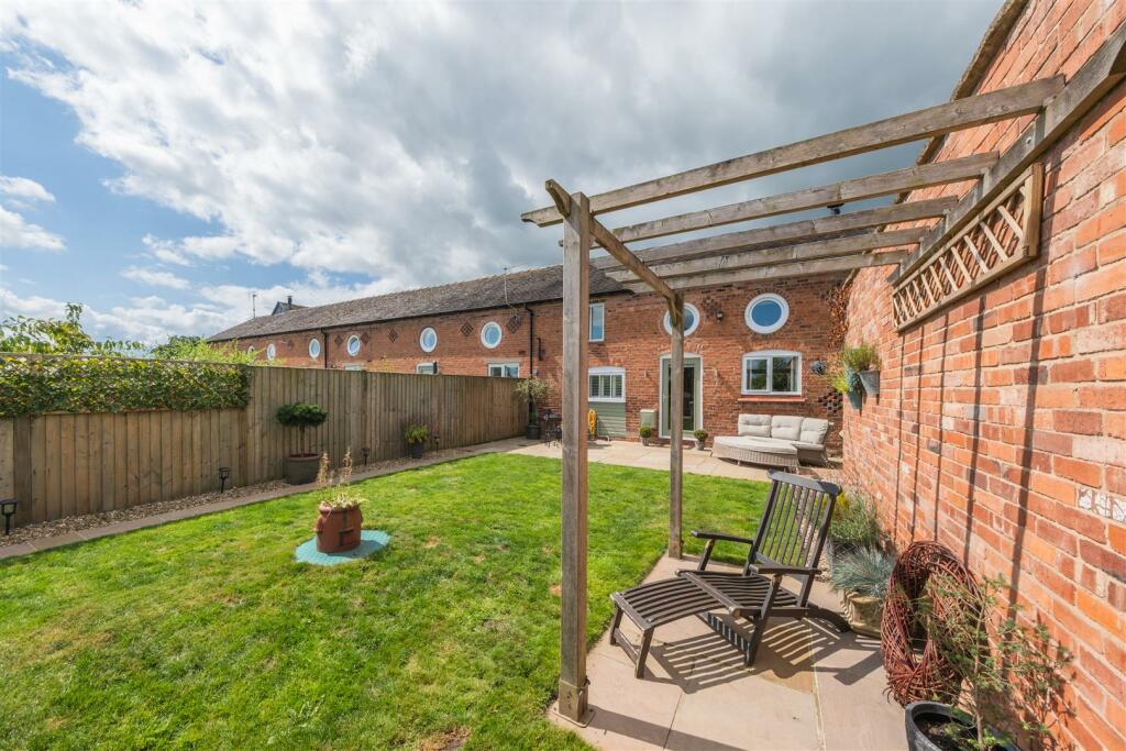 Additional image 31 of A beautifully presented and upgraded barn conversion in Chorley Nr. Cholmondeley