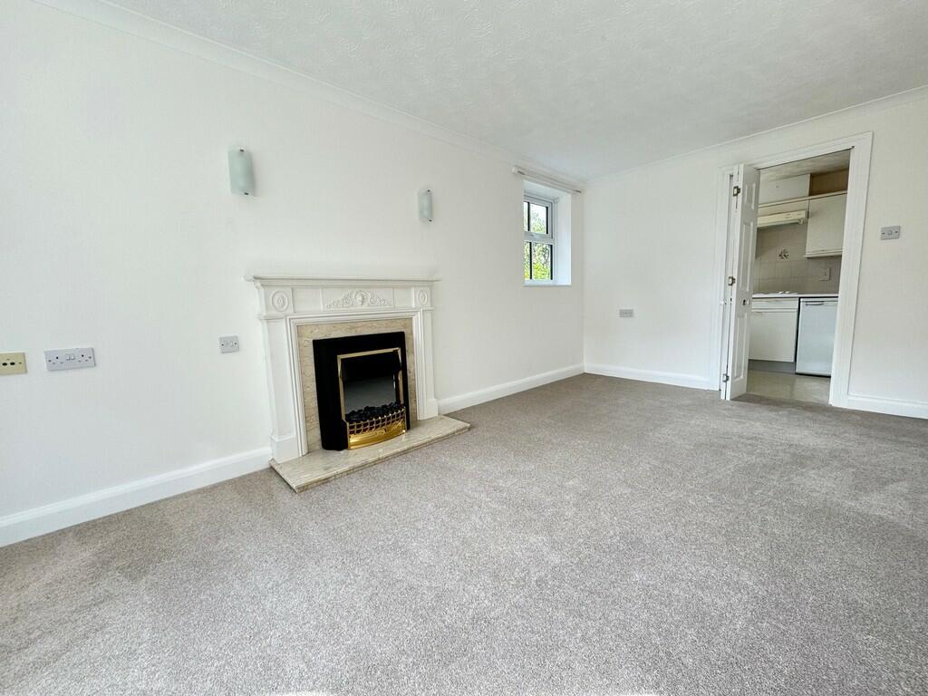 Additional image 10 of Moorlands Lodge, Moorlands Avenue, Kenilworth