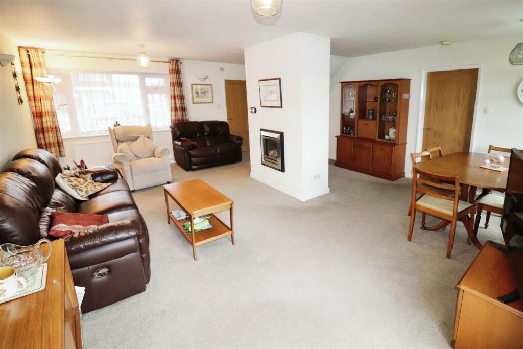 Additional image 4 of Henley Cl, Nuneaton