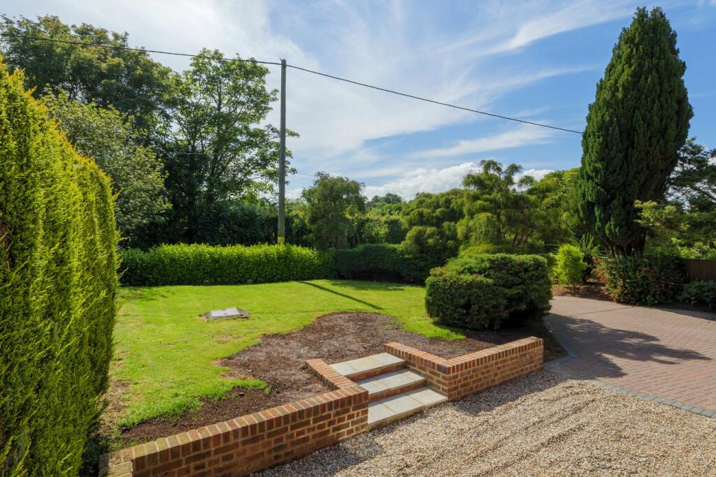 Additional image 31 of Longage Hill, Rhodes Minnis, Canterbury, CT4